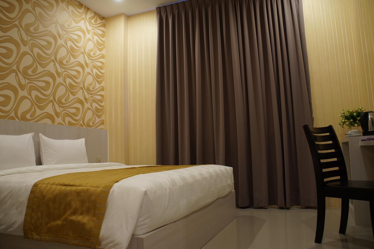Lj Hotel Medan Kültér fotó